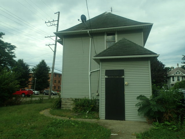43 S 17th Avenue Property Photo 13
