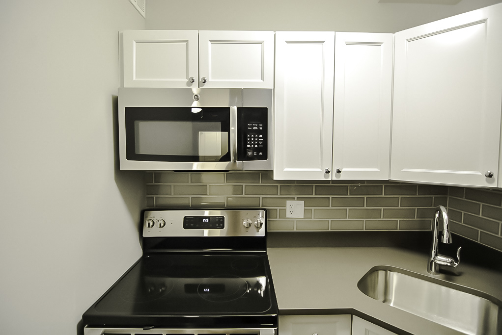 817 W Lakeside Place 107 Property Photo 4