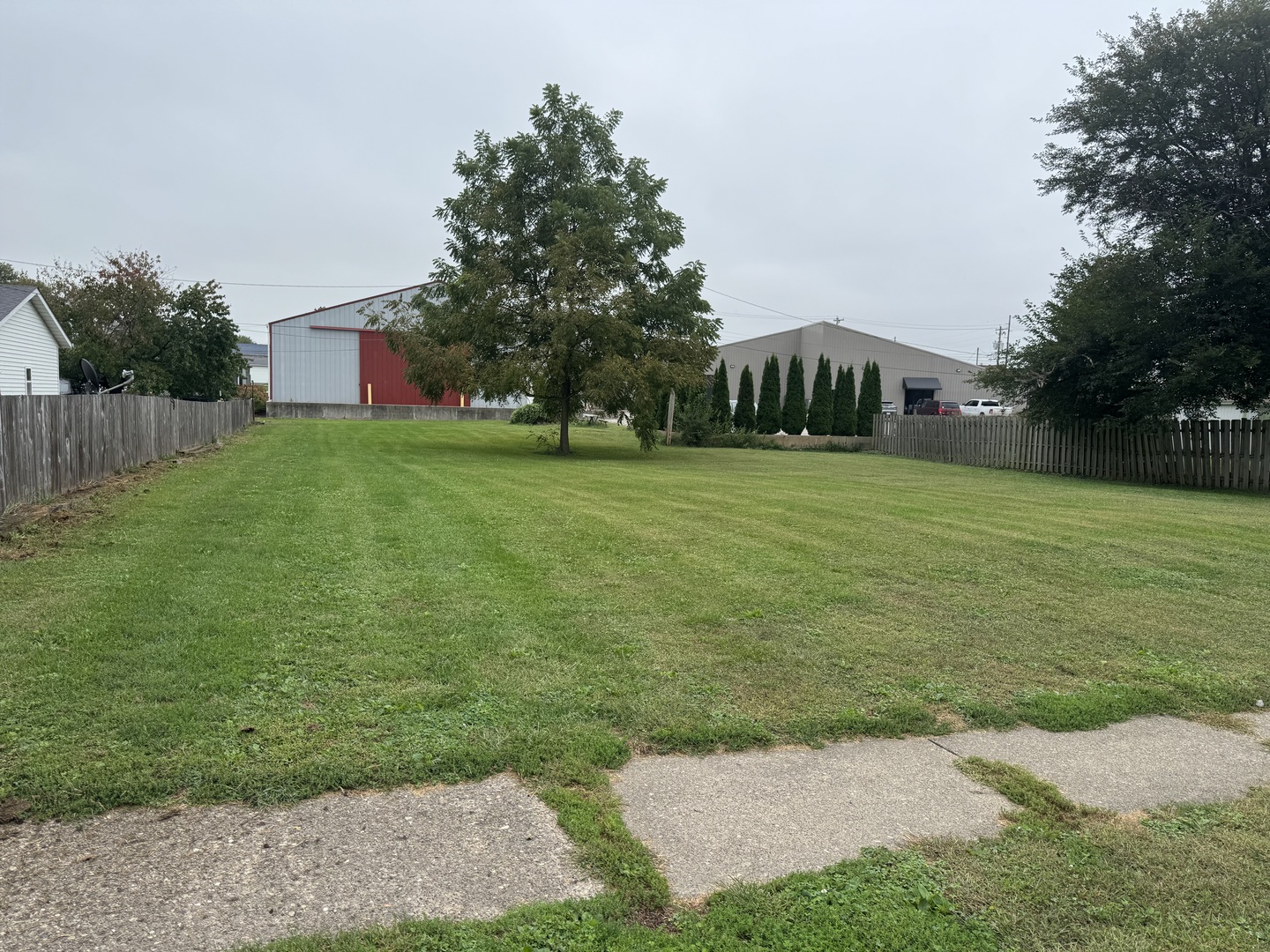 218 N College Avenue Property Photo 1