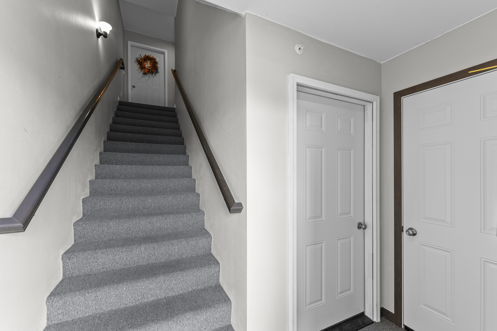 440 E Franklin Street 203 Property Photo 5