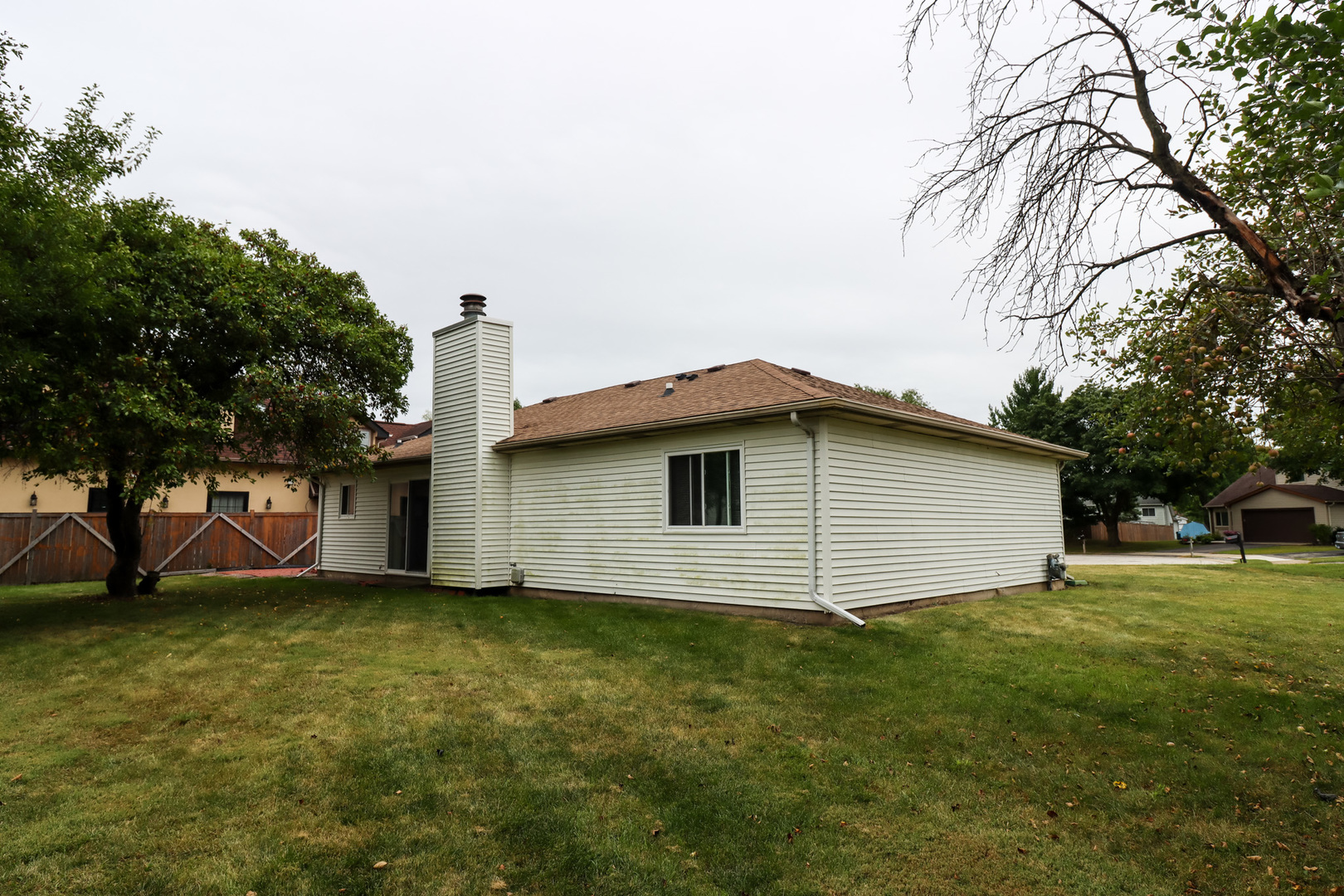 3010 Long Grove Court Property Photo 22
