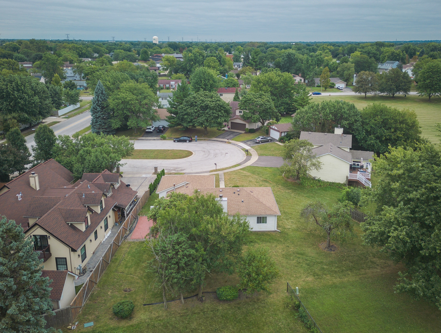 3010 Long Grove Court Property Photo 30