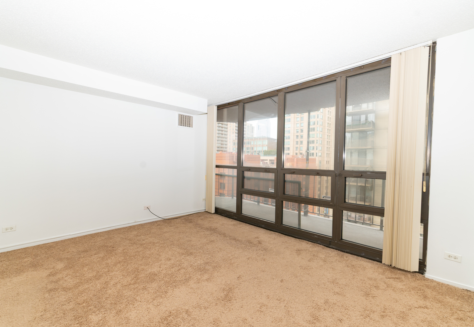 10 E Ontario Street 1105 Property Photo 5