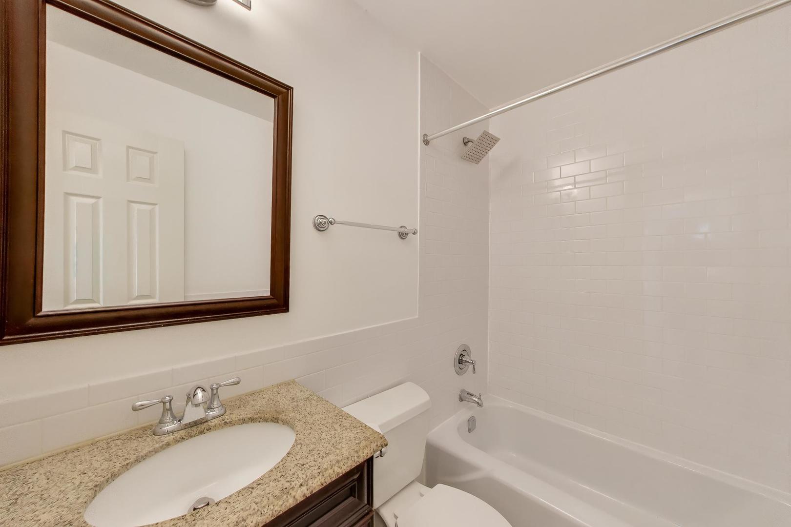 907 Curtiss Street 404 Property Photo 18