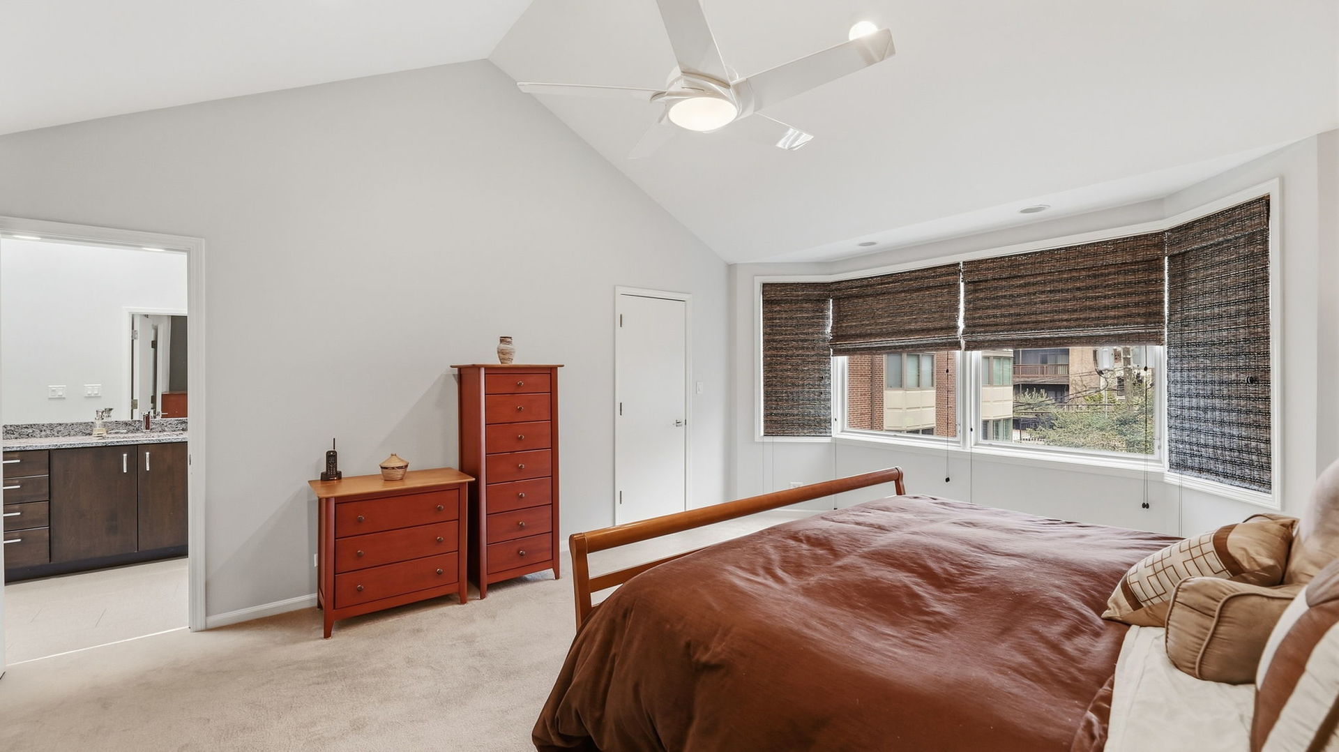55 W Goethe Street 1232 Property Photo 33