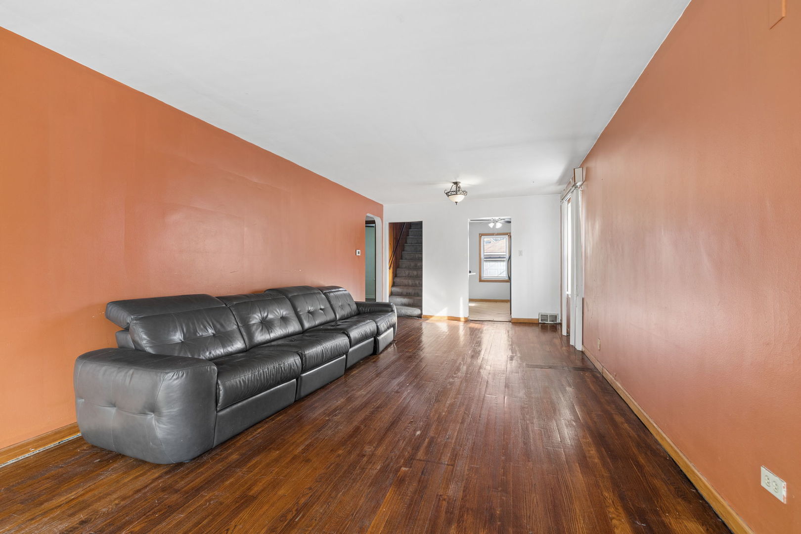 2868 W 84th Street Property Photo 4
