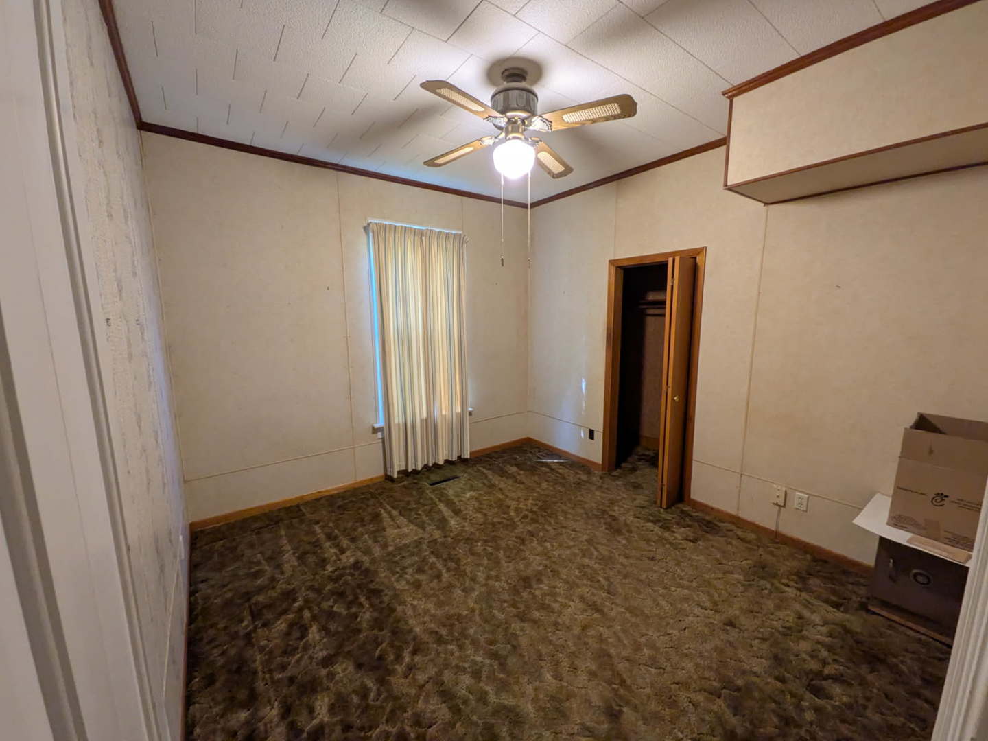 106 N Broadway Street Property Photo 16