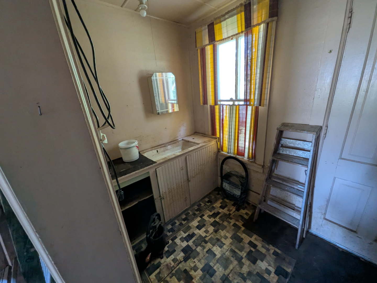 106 N Broadway Street Property Photo 18