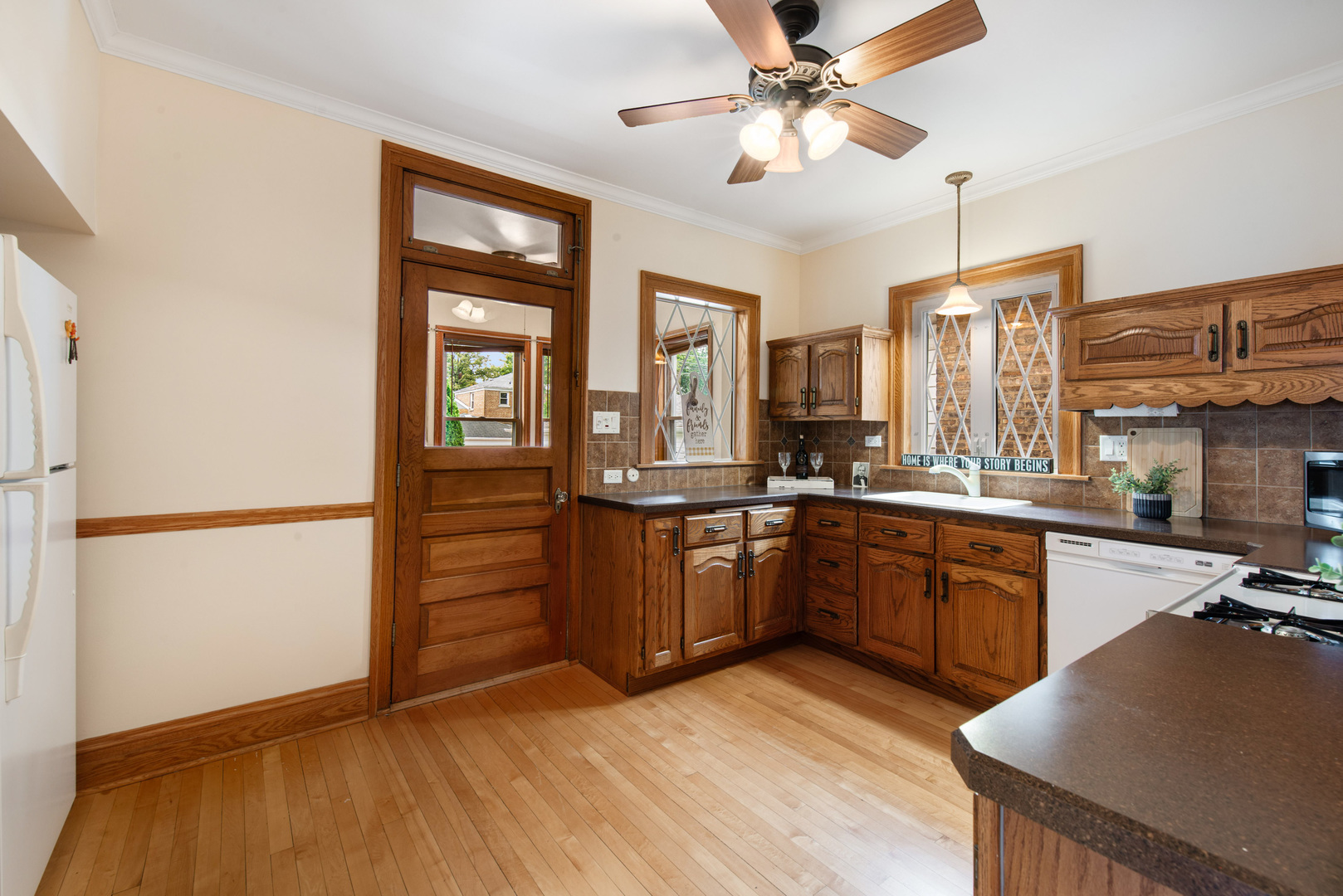 4213 Elm Avenue Property Photo 9