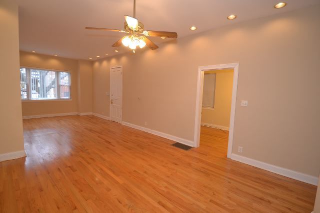 1454 W School Street 1f Property Photo 7