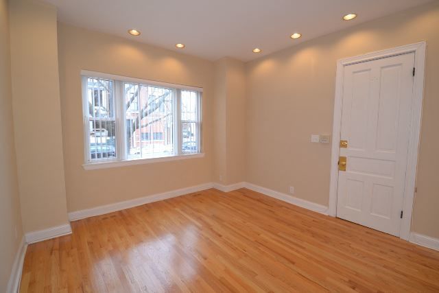 1454 W School Street 1f Property Photo 11