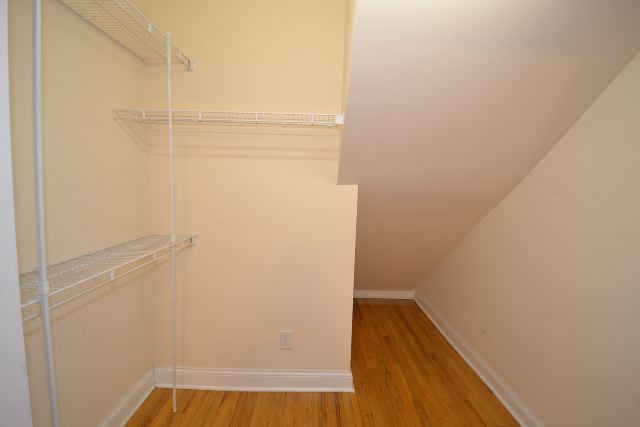 1454 W School Street 1f Property Photo 19