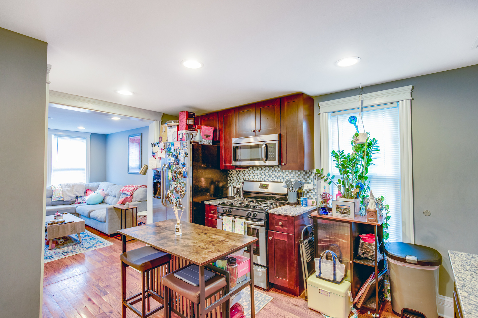 838 N Wolcott Avenue Property Photo 12