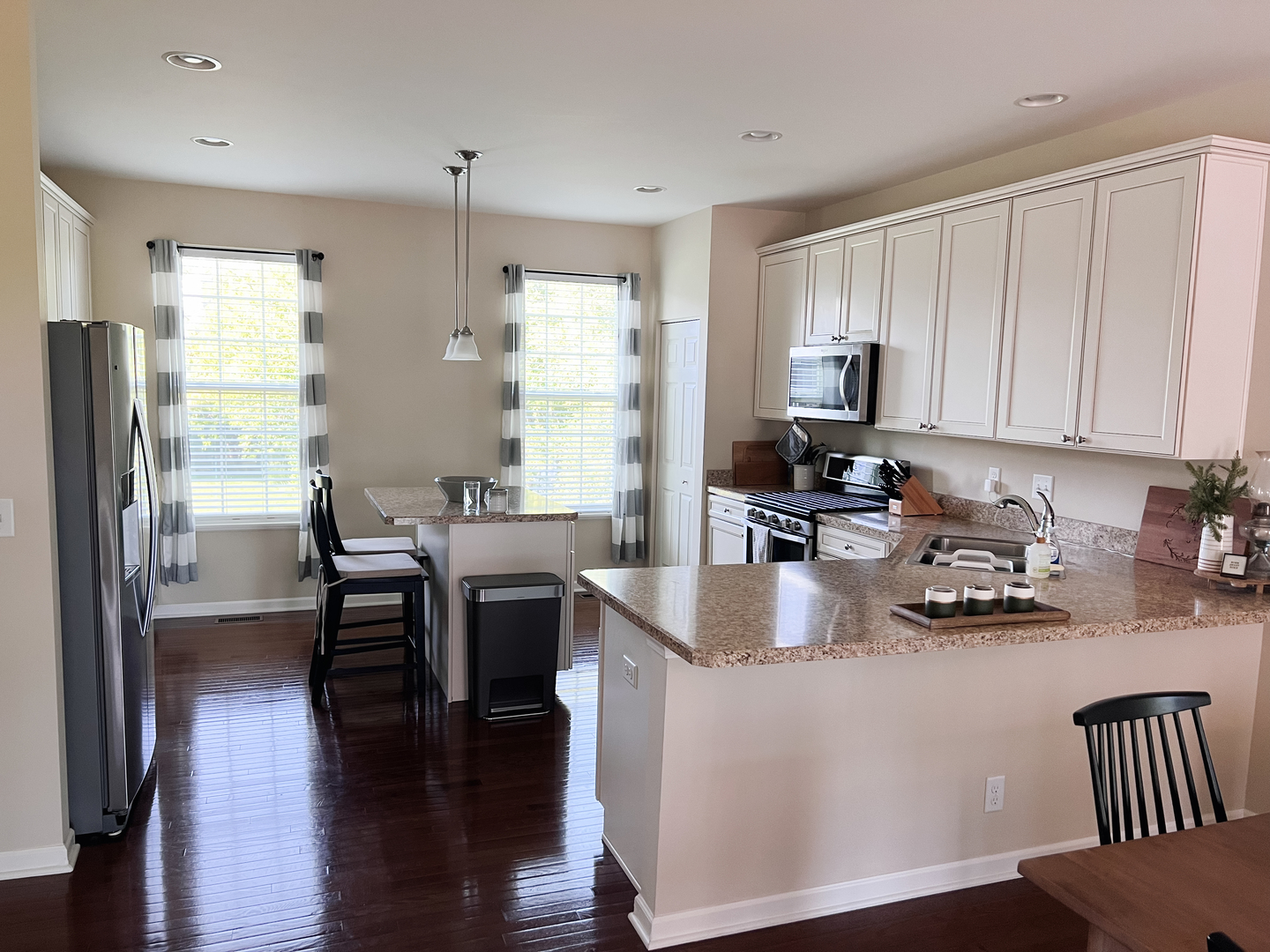 1641 Deer Pointe Drive Property Photo 4