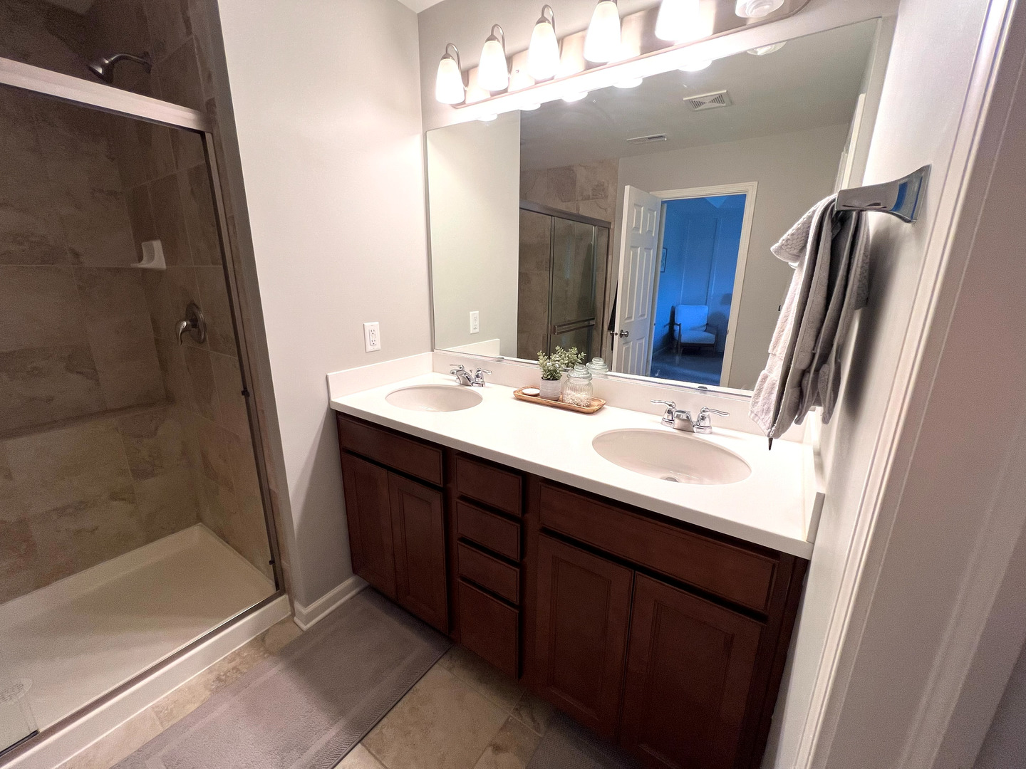 1641 Deer Pointe Drive Property Photo 11