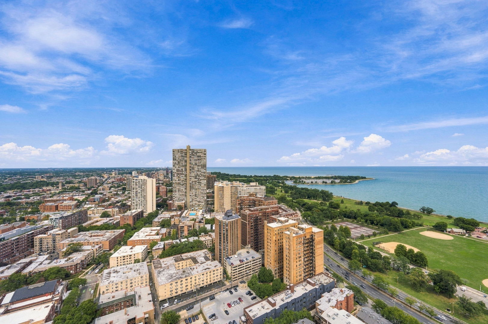 3660 N Lake Shore Drive 4110 Property Photo 4