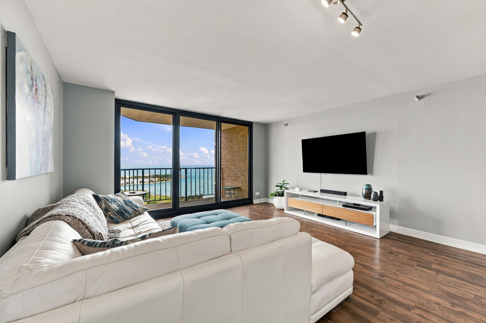 3660 N Lake Shore Drive 4110 Property Photo 7