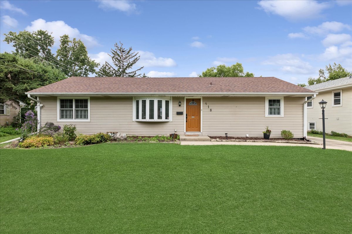 418 S Fairfield Avenue Property Photo 1