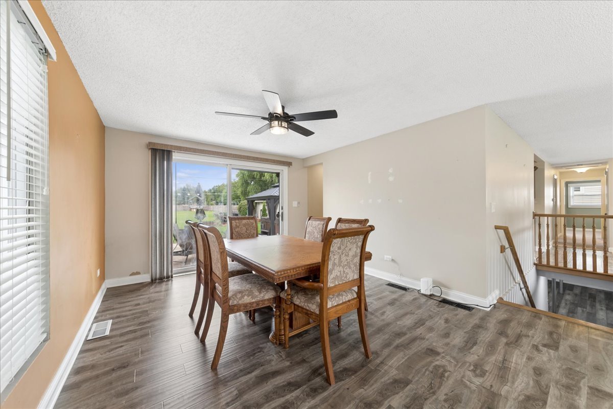 418 S Fairfield Avenue Property Photo 5