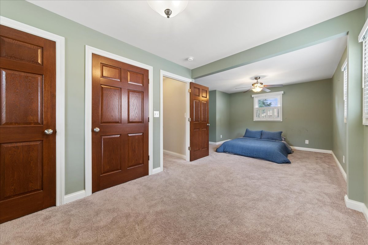 418 S Fairfield Avenue Property Photo 9