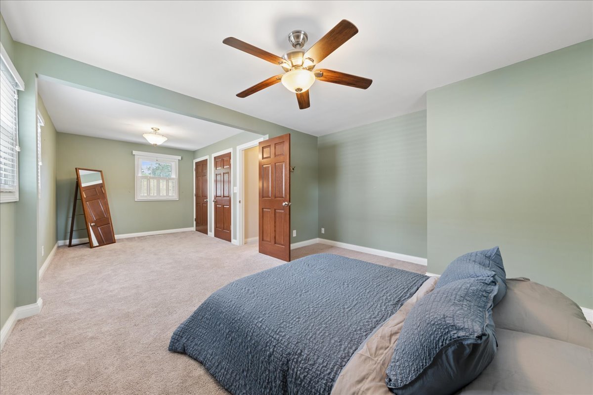 418 S Fairfield Avenue Property Photo 10