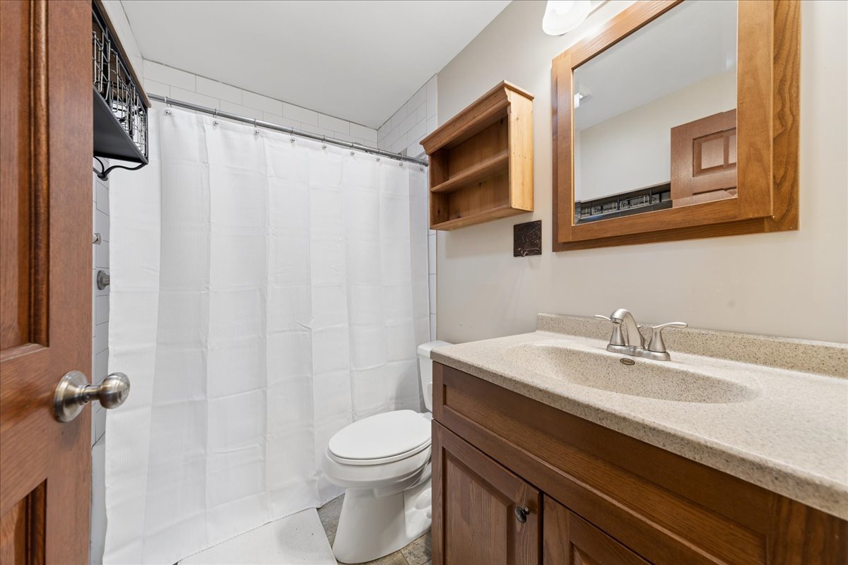 418 S Fairfield Avenue Property Photo 12