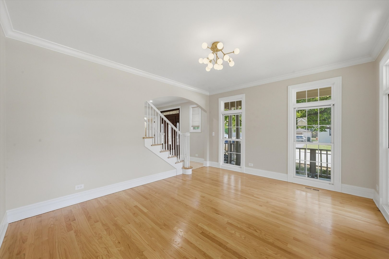 301 Spruce Street Property Photo 4
