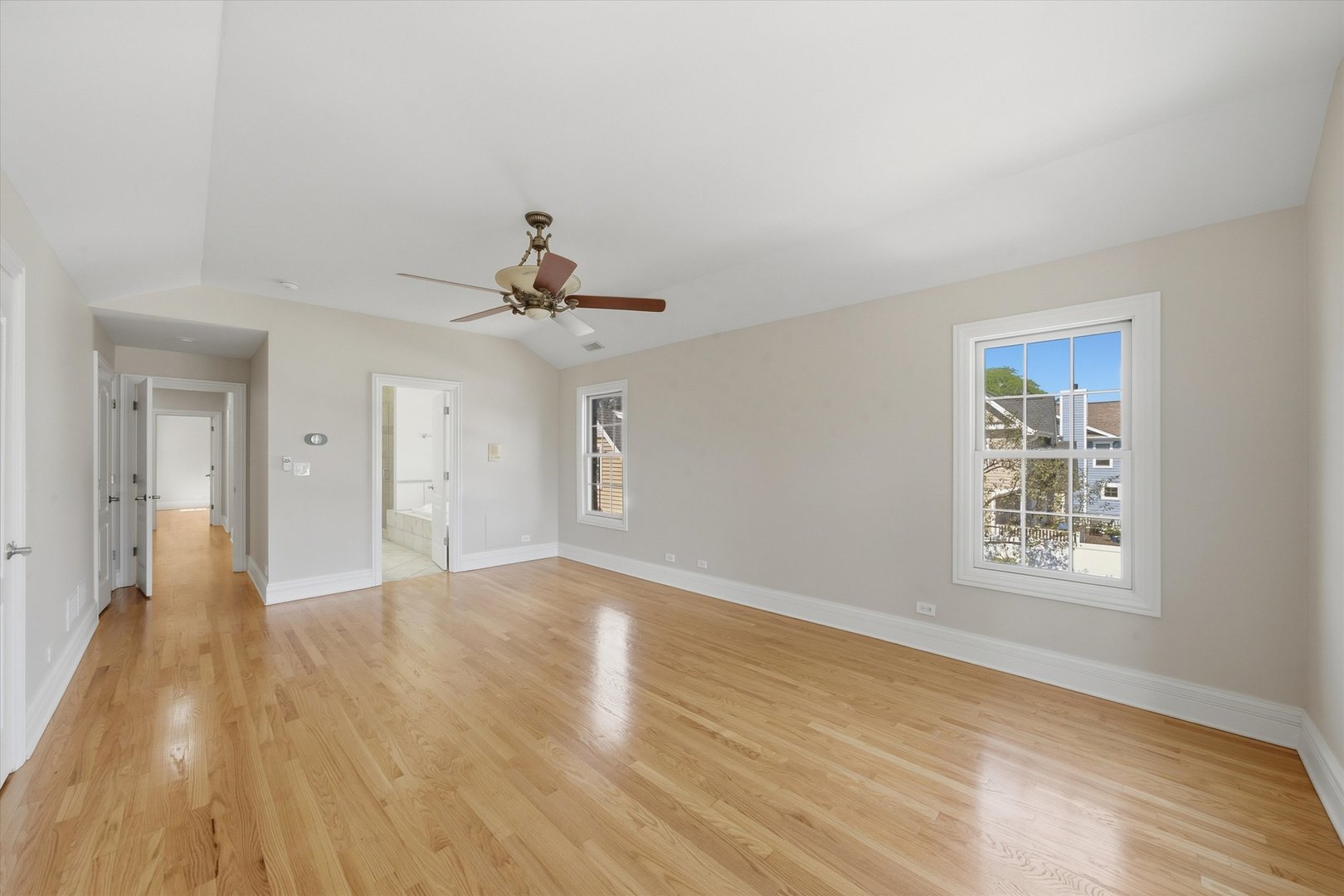 301 Spruce Street Property Photo 19