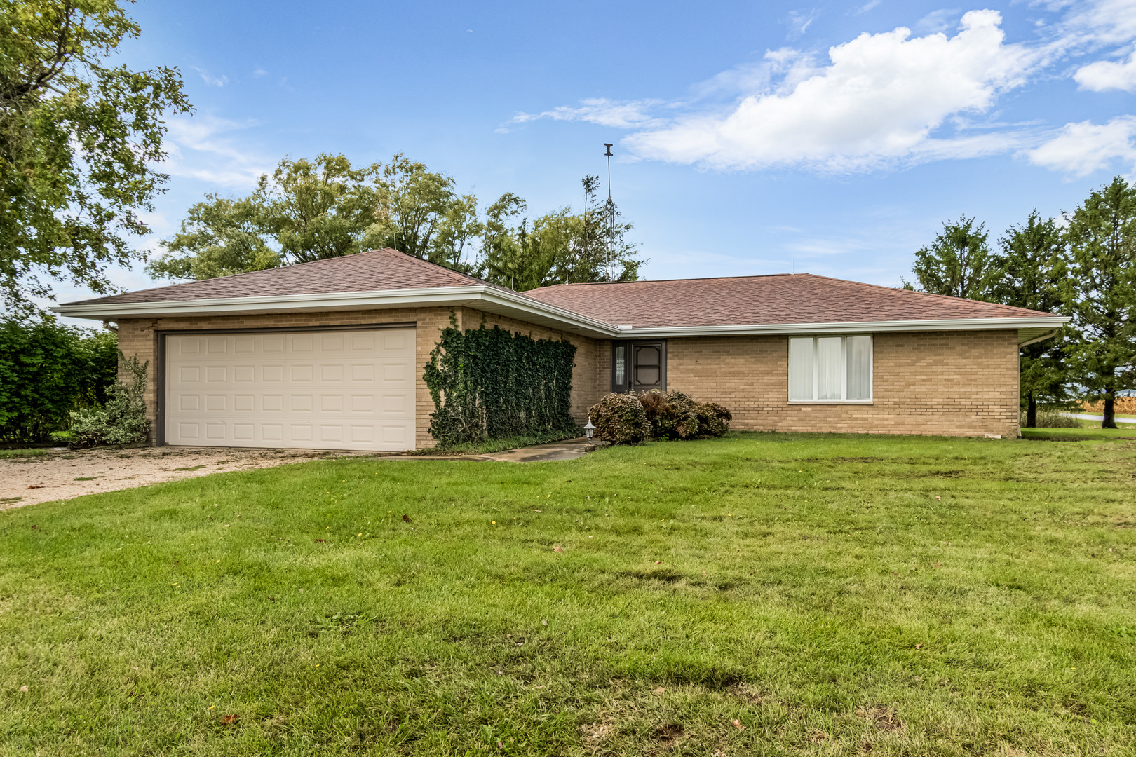 23892 E 2700 North Road Property Photo 55