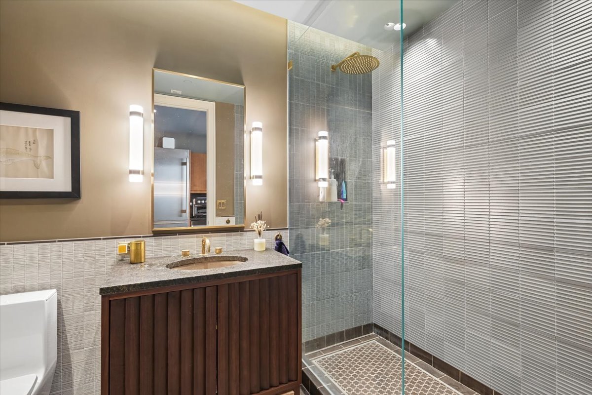 401 N Wabash Avenue 38b Property Photo 7
