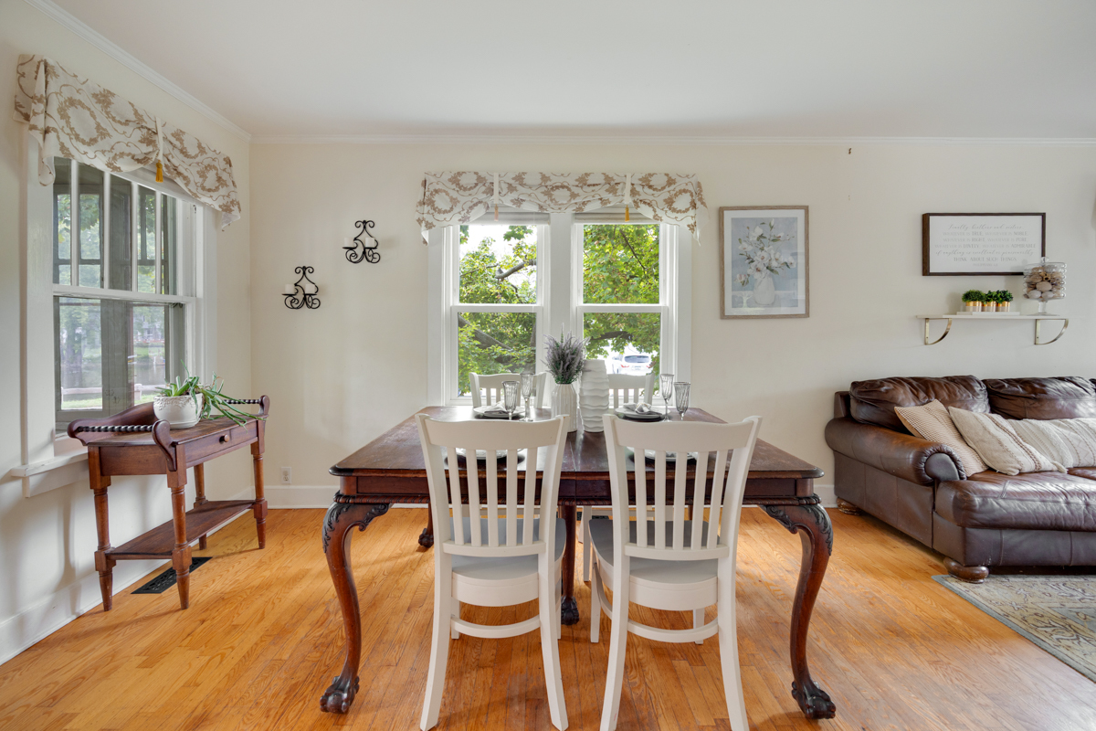 3 Center Street Property Photo 8