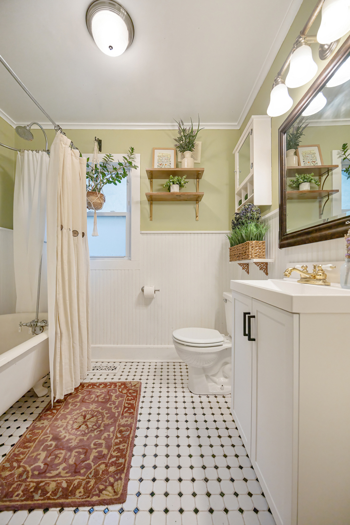 3 Center Street Property Photo 20
