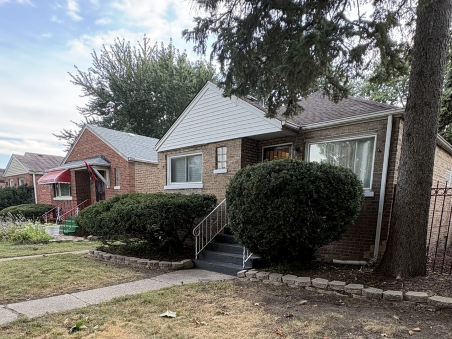 12420 S Normal Avenue Property Photo 4