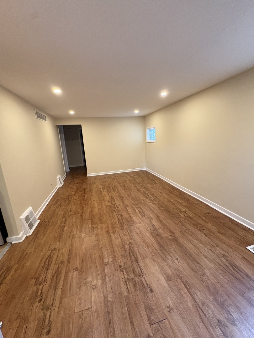 12420 S Normal Avenue Property Photo 7
