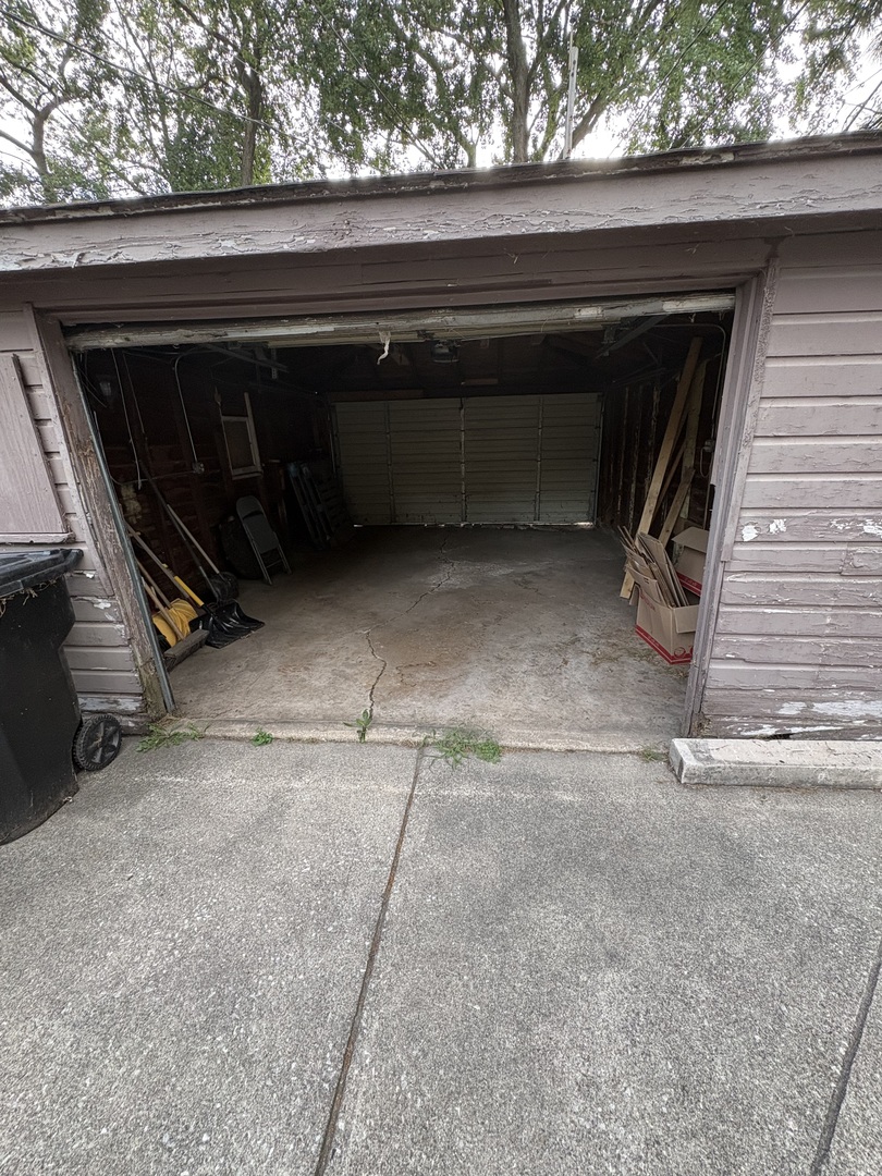 12420 S Normal Avenue Property Photo 21