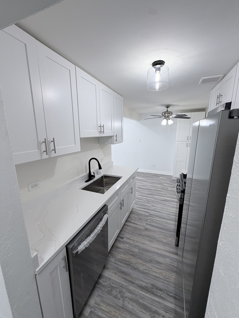 8000 Archer Avenue 117 Property Photo 4