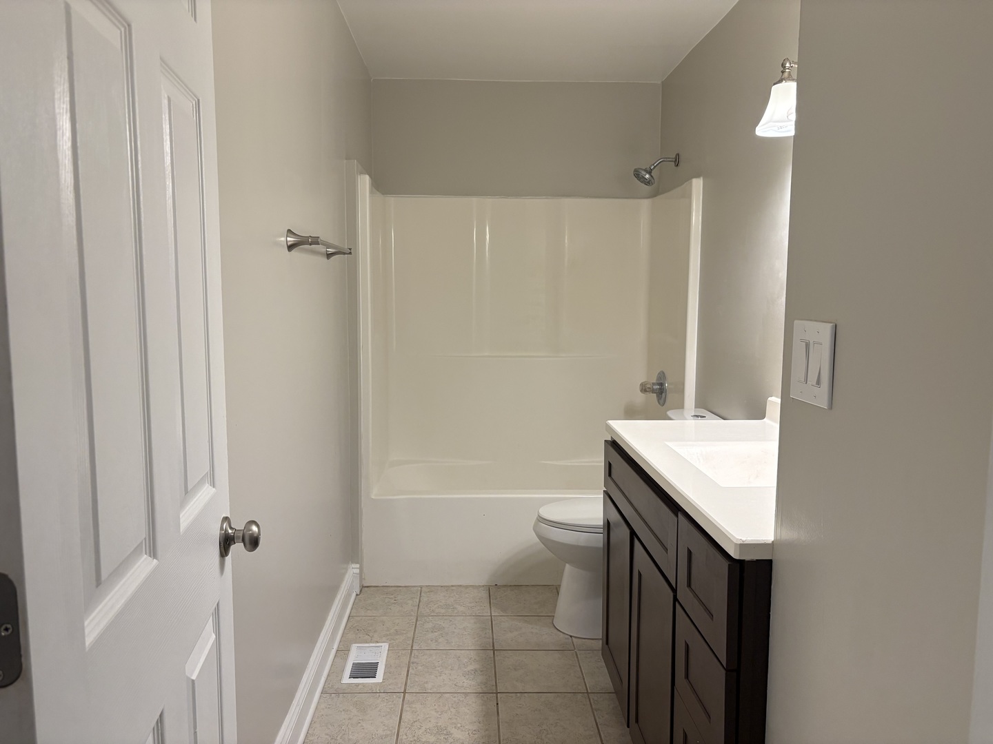 21734 Clyde Avenue Property Photo 12