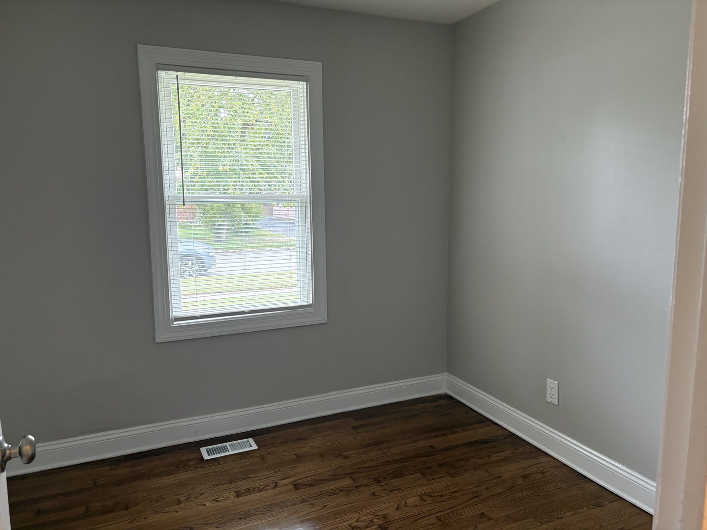 21734 Clyde Avenue Property Photo 15