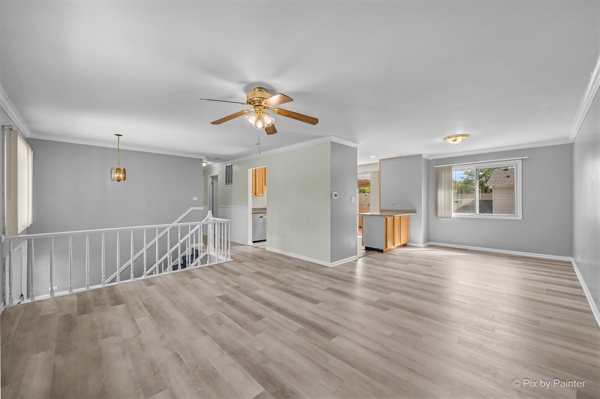 1485 Westbury Drive Property Photo 4