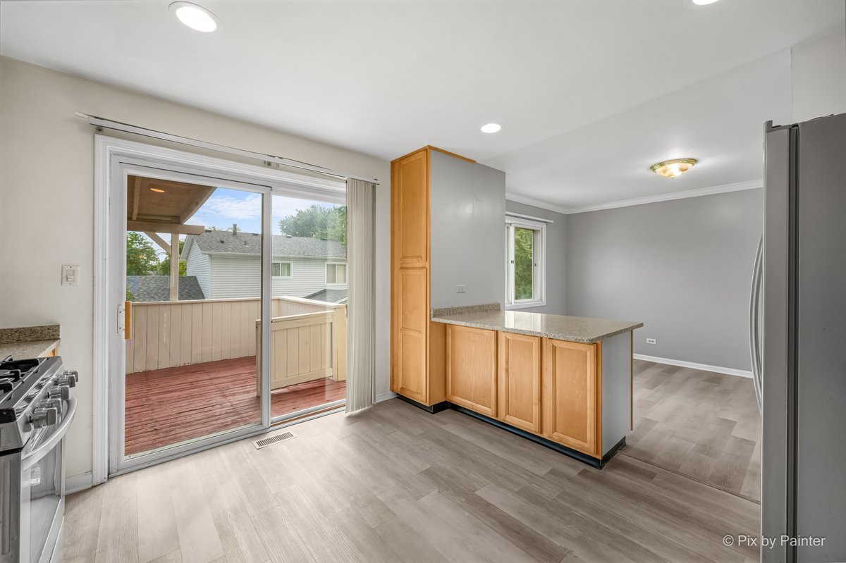 1485 Westbury Drive Property Photo 8