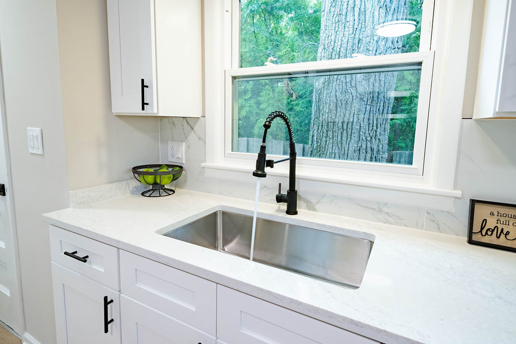 26 E Woodland Road Property Photo 9