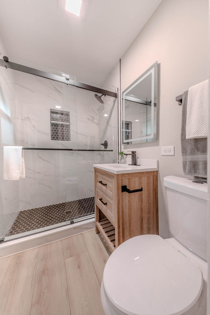 26 E Woodland Road Property Photo 12