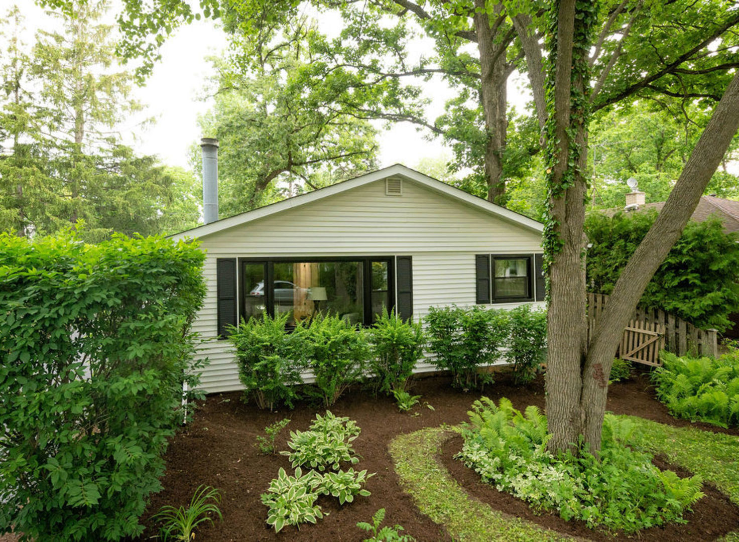 26 E Woodland Road Property Photo 21