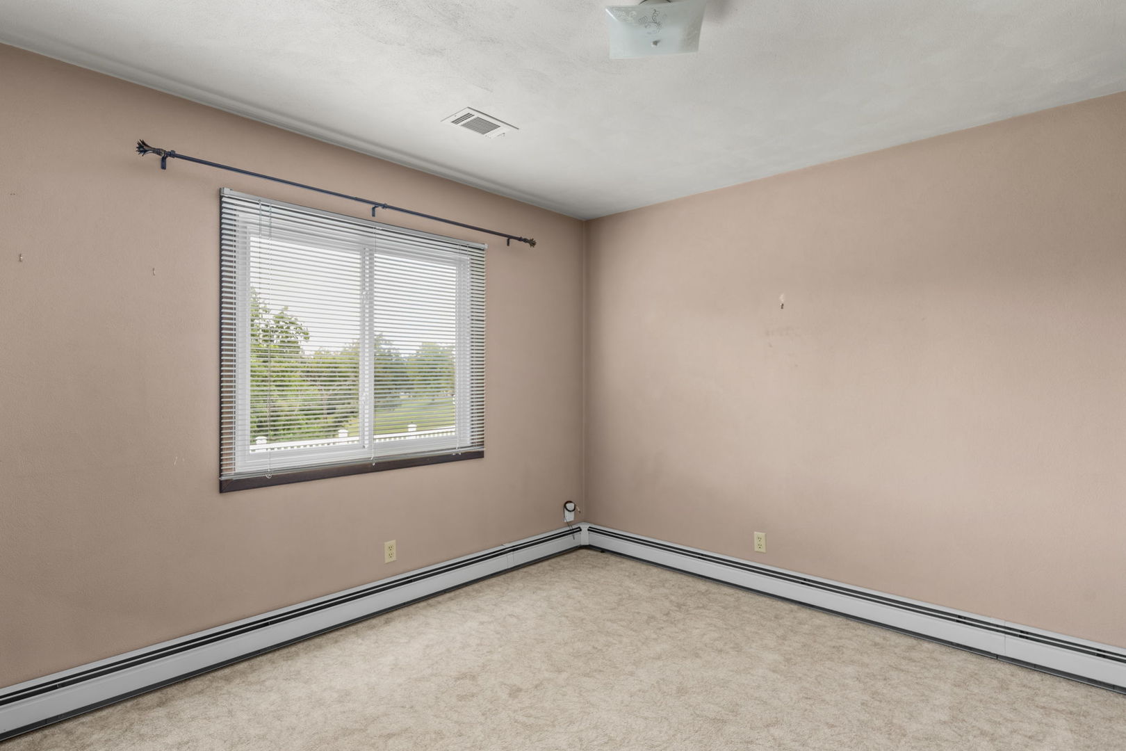 10319 58th Street Property Photo 17