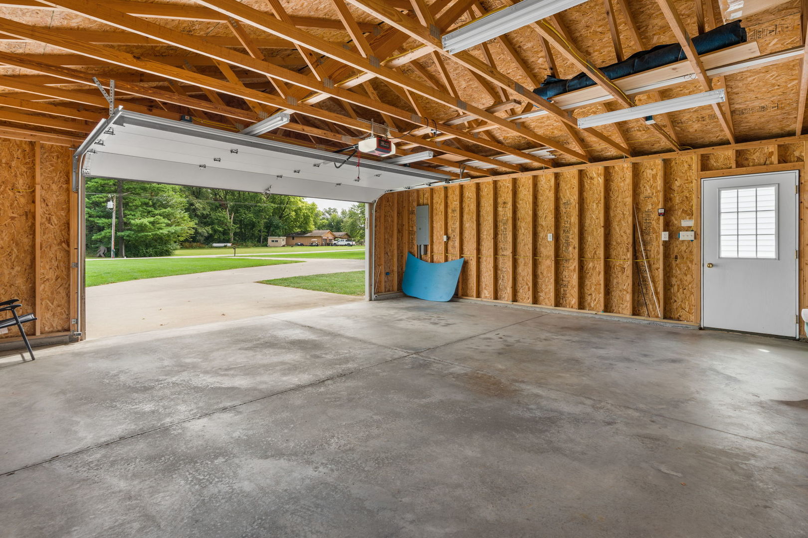 10319 58th Street Property Photo 32
