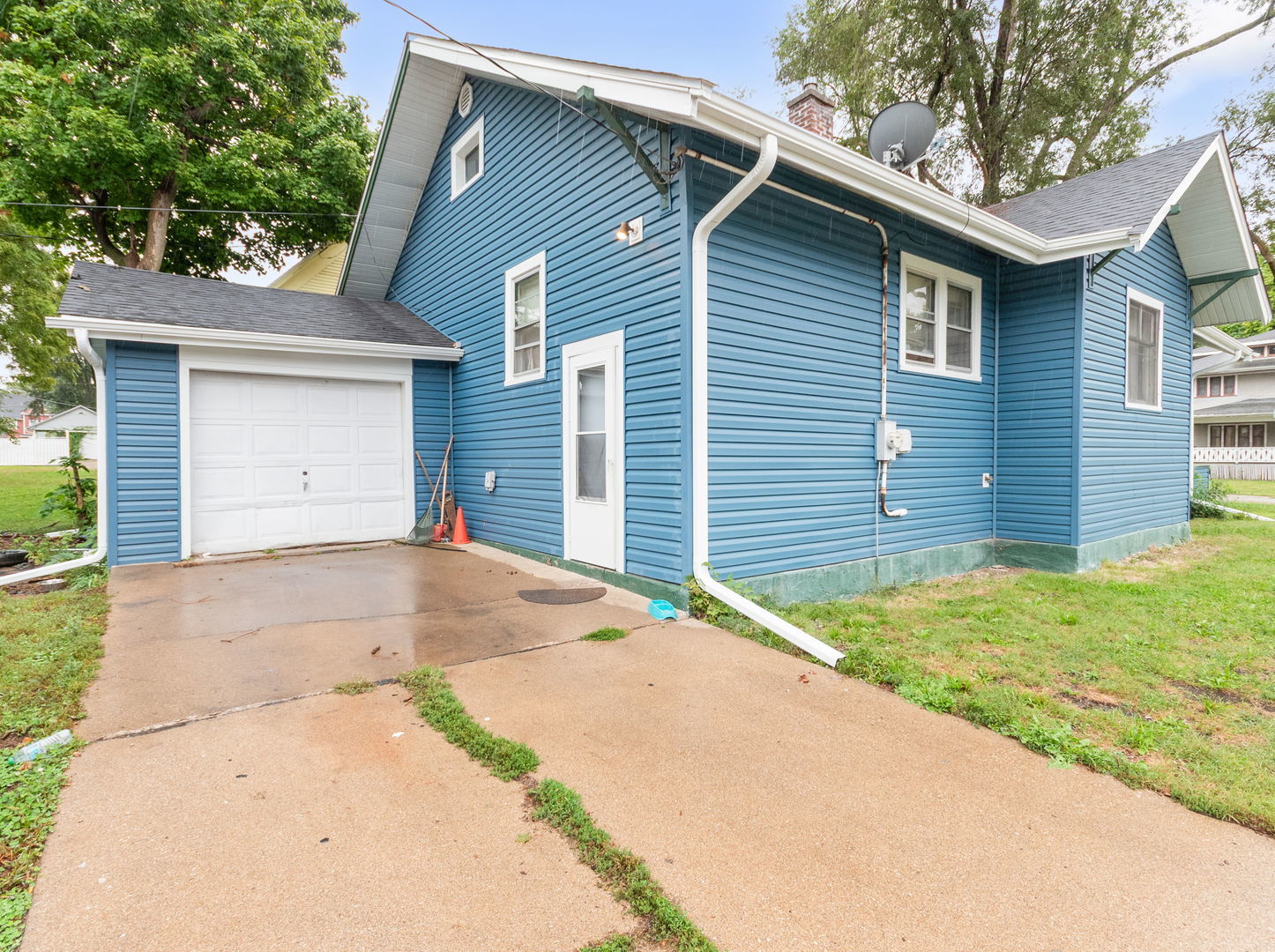 1209 E Maple Street Property Photo 13