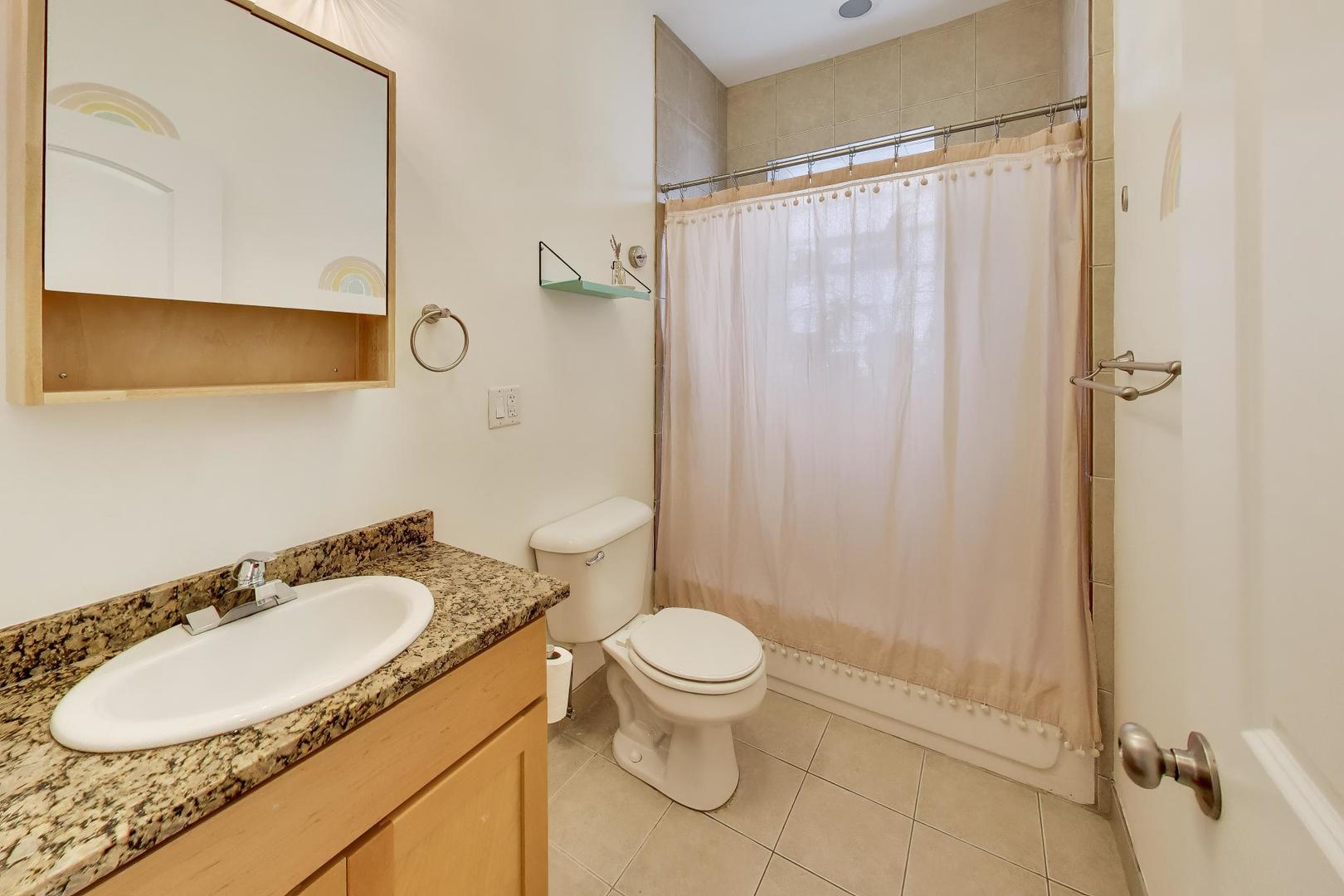 1639 W Farwell Avenue 2 Property Photo 19