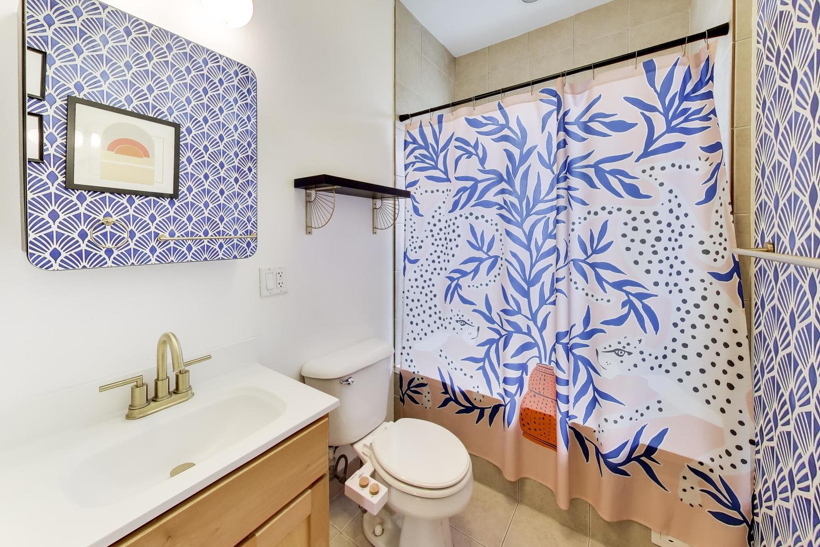1639 W Farwell Avenue 2 Property Photo 20