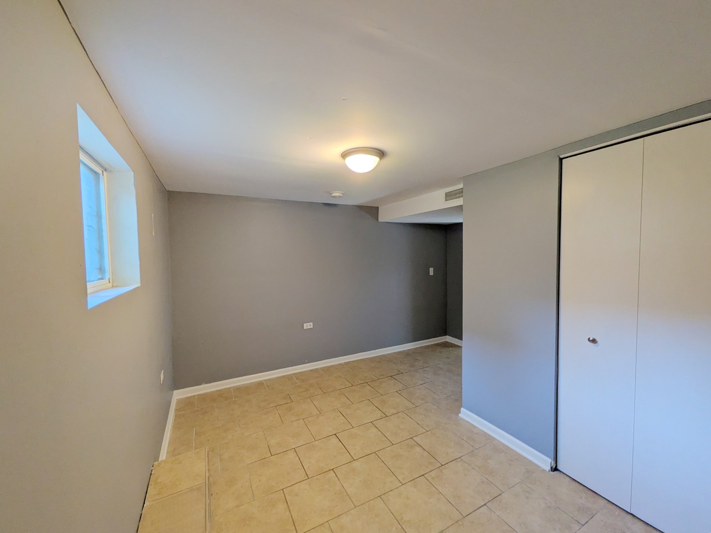 8825 S California Avenue Property Photo 18