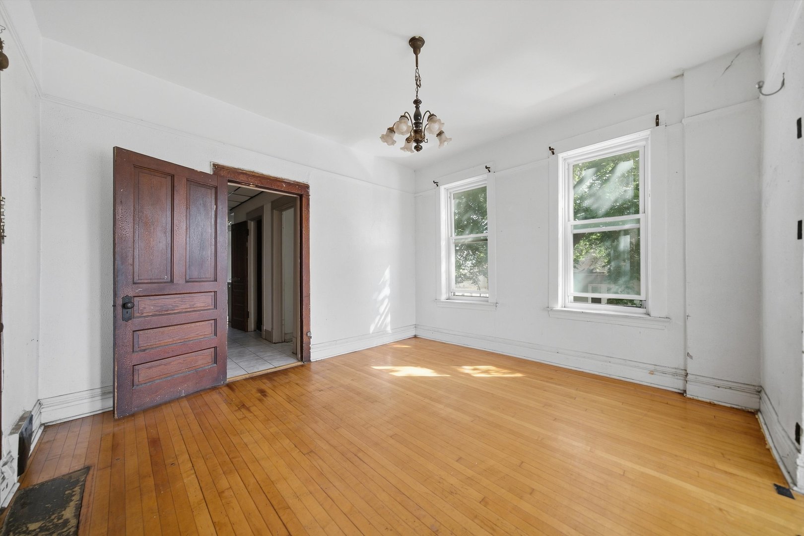 3900 W Division Street Property Photo 3
